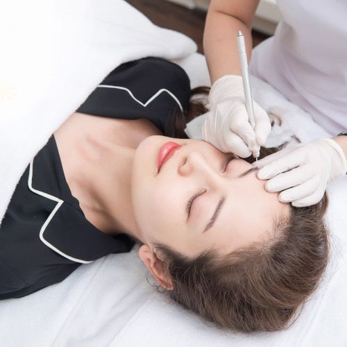 Tạo hình khuôn mặt